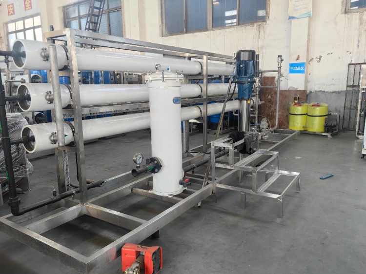 Komponen Utama Sistem Osmosis Songsang