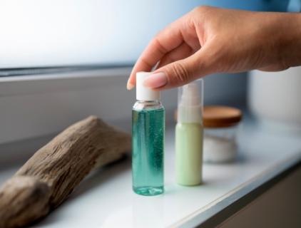 how to use hypochlorous acid for acne