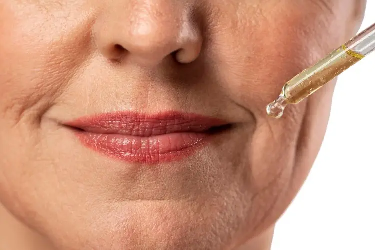 Can HOCl Work With Retinol