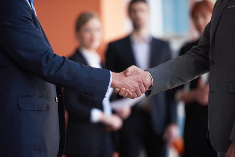 langfristige partnerschaftliche Beziehung long-term cooperative relationship