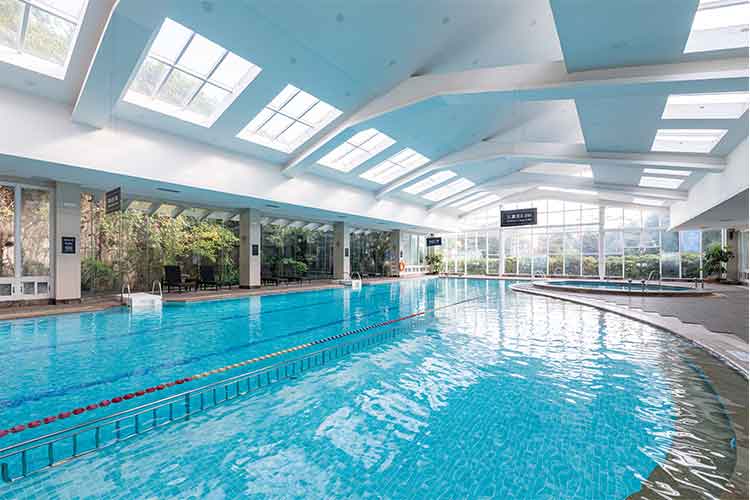 Hypochlorous acid disinfectant can thoroughly disinfect swimming pools ...